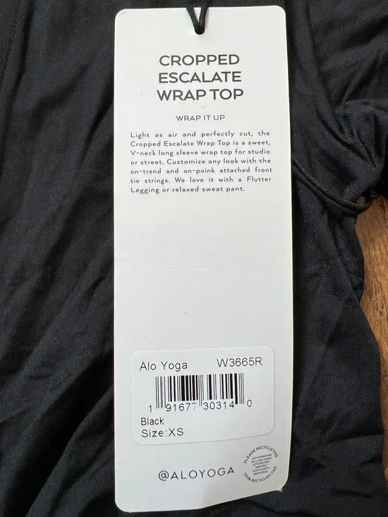 ALO Yoga Black Cropped Escalate Wrap Top - Picture 3 of 6